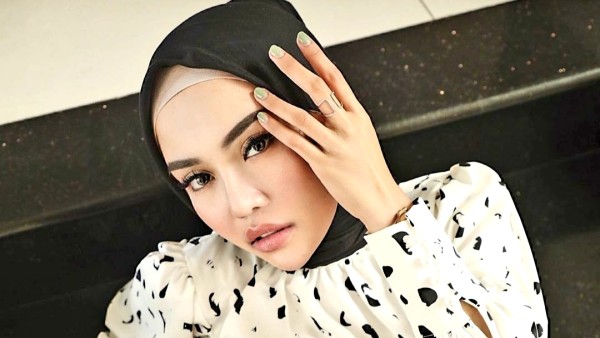 Medina Zein (Instagram)-1634017918