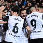 Pemain Valencia melakukan selebrasi saat turun di Copa del Rey melawam Cadiz CF di Mestalla, 2 Februari 2022.(AFP/JOSE JORDAN)-1674523562