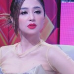 Dewi Perssik-1710339826