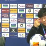 Pemain Timnas Indonesia, Rio Fahmi bersama pelatih Shin Tae-yong-1714573263