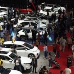 Penjualan Mobil dan Motor-1747369613