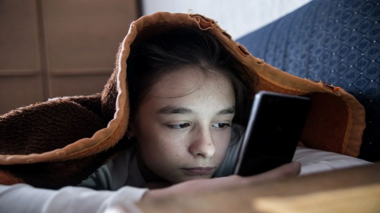 Ilustrasi. Studi mengungkapkan kurang tidur pada remaja berkaitan erat dengan peningkatan risiko perilaku melukai diri sendiri. (Foto: Istimewa via Sharecare)