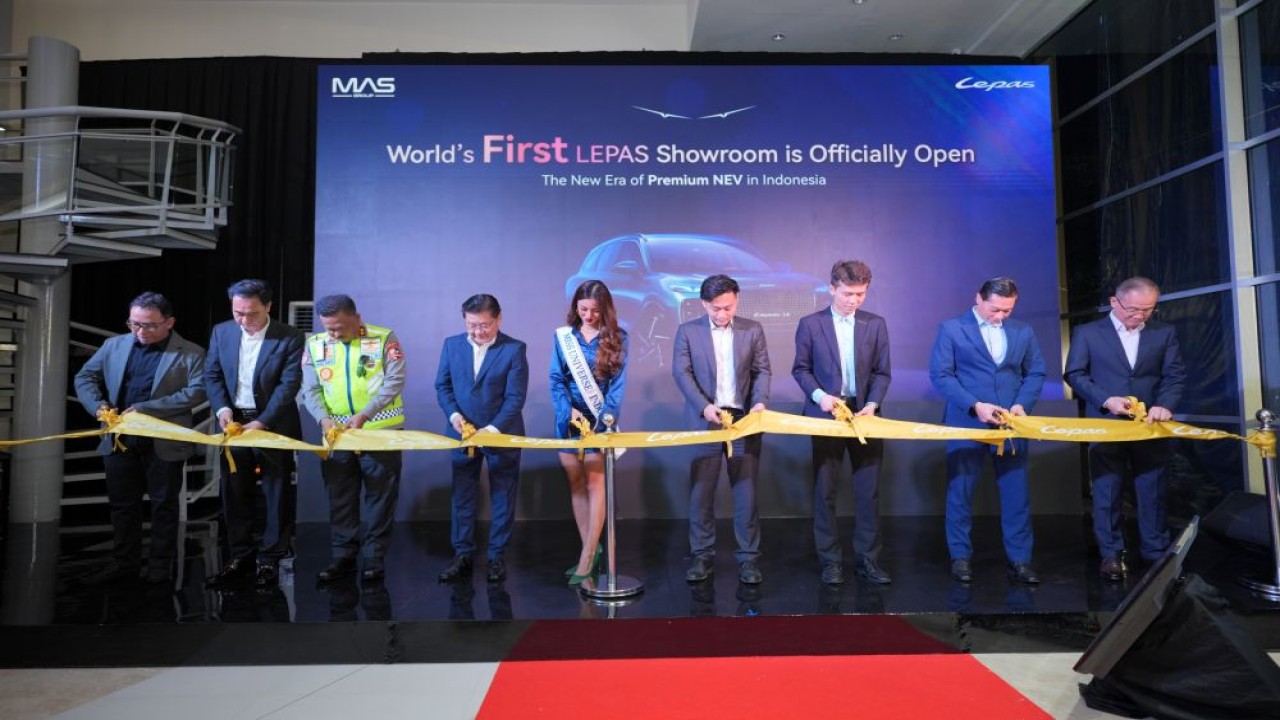 LEPAS resmi membuka showroom global pertamanya di dunia di kawasan Kelapa Gading, Jakarta Utara, Senin (19/1/2026). (Foto: Dok/Istimewa)