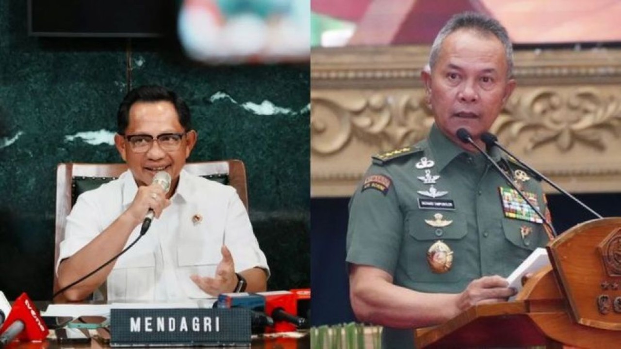 Menteri Dalam Negeri Tito Karnavian dan Kepala Staf Umum (Kasum) TNI Letjen TNI Richard Tampubolon ditunjuk sebagai Ketua dan Wakil Ketua Satuan Tugas (Satgas) Percepatan Rehabilitasi dan Rekonstruksi Pascabencana untuk wilayah Aceh, Sumatra Utara dan Sumatra Barat. (Foto: Istimewa)