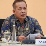 Menkop Ferry Juliaantono-1767977654