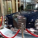 Mercedes-Benz 220 SE W111-1770969257