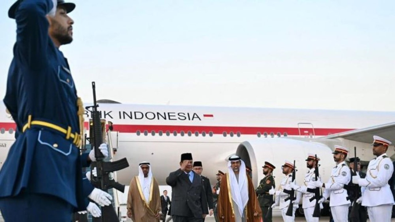 Prabowo Tiba di Abu Dhabi, Perkuat Kemitraan Strategis Indonesia - PEA (Sekretariat Presiden)