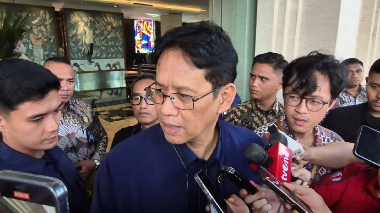 Menteri Keuangan (Menkeu) Purbaya Yudhi Sadewa menyampaikan PT Pertamina (Persero) menanggung sementara buntut harga bahan bakar minyak (BBM) tidak mengalami perubahan. (Ntvnews.id-Muslimin Trisyuliono)