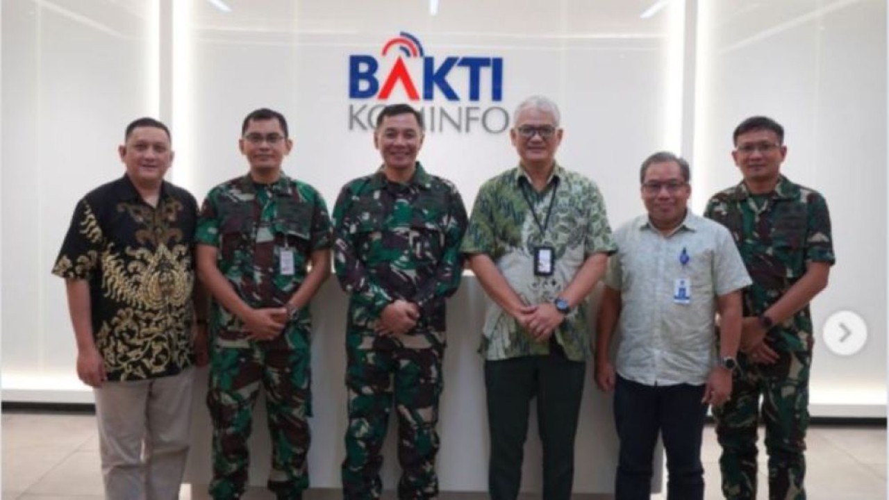TNI AL dan Bakti Kominfo (Instagram)