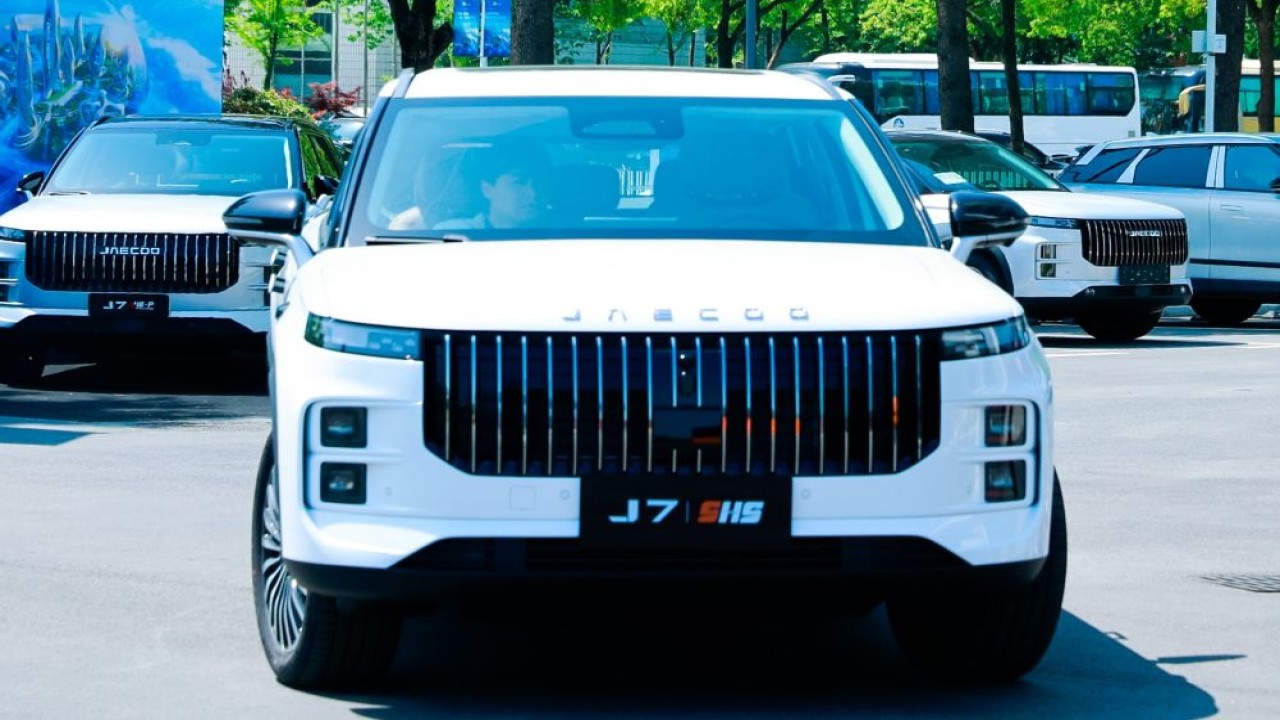 JAECOO J7 SHS-P ditampilkan saat acara Grand Launching VPD. (Foto: Dok/Istimewa)