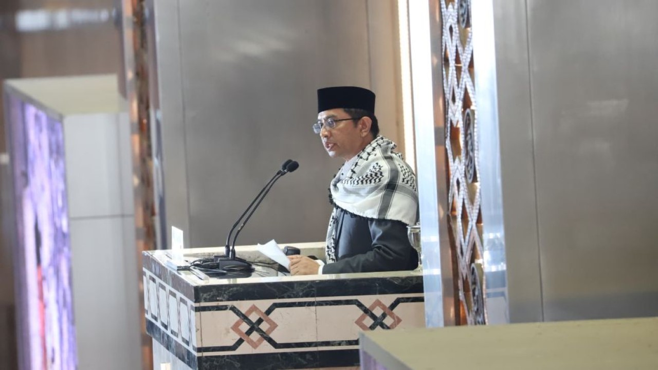 Rektor Universitas Islam Negeri (UIN) Alauddin Makassar, Hamdan Juhannis saat bertindak sebagai khatib Shalat Iduladha 1447 H di Masjid Istiqlal, Jakarta, Rabu (27/5/2026). (Foto: Jaya Perdhana/Kemenag)