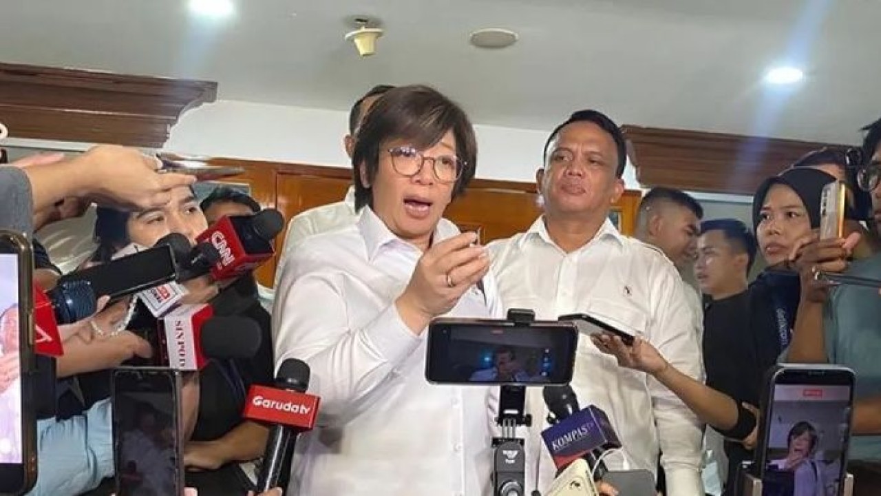 Wakil Kepala BGN Agustina Arumsari ditemui media usai rapat dengan Komisi IX DPR RI . (Antara)