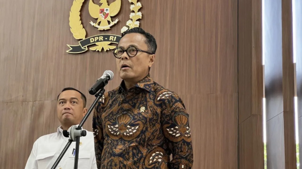 Kepala Badan Pengaturan Badan Usaha Milik Negara (BP BUMN) sekaligus Chief Operating Officer (COO) Danantara Dony Oskaria. (ANTARA/Putu Indah Savitri) (Antara)