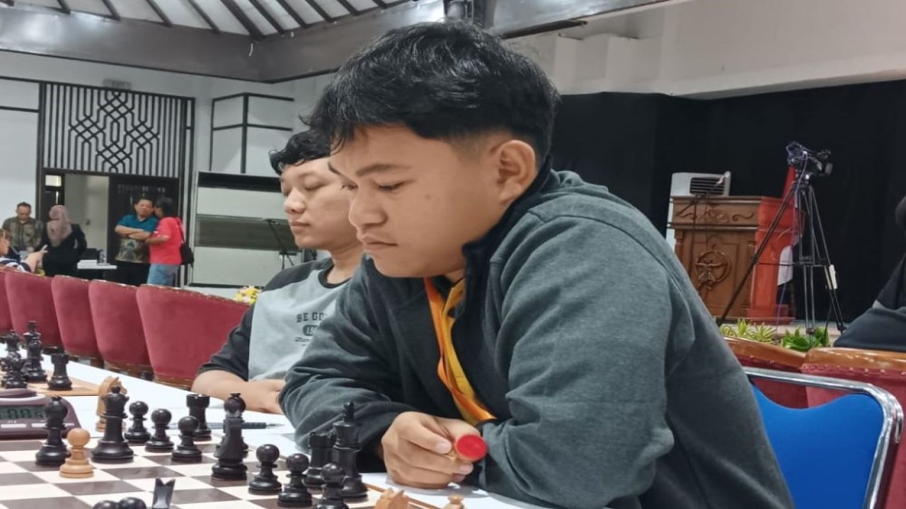 Taufik Devasya Eda/ist