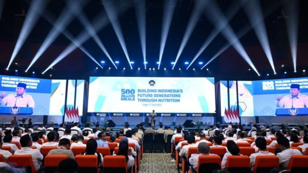 Presiden Prabowo Subianto pada acara Building Indonesia's Future Generations Through Nutrition di Sentul International Convention Center (SICC), Kabupaten Bogor, Jawa Barat. (Foto: Sekretariat Presiden)