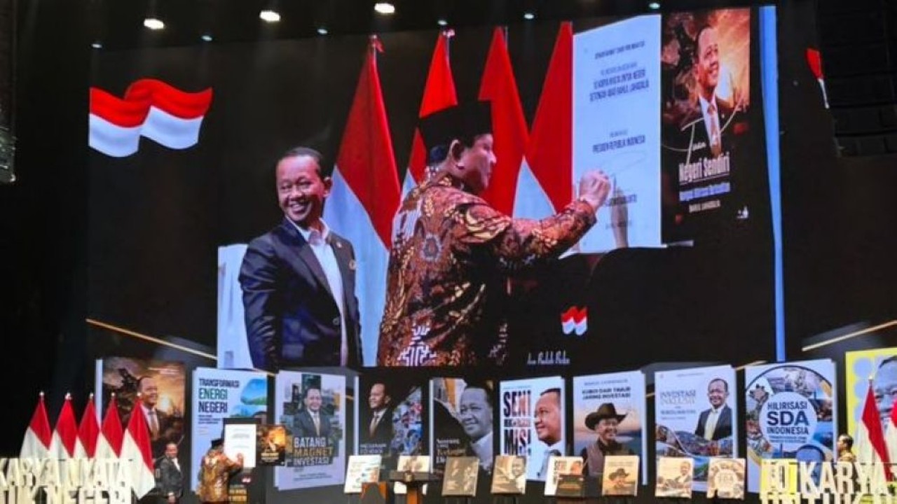 Presiden Prabowo Subianto dan Bahlil Lahadalia. (Foto: NTVnews)