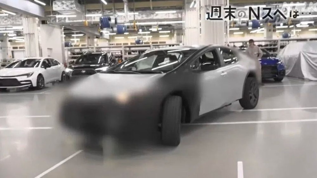 Toyota Corolla generasi ke-13 yang diproyeksikan meluncur pada 2027 mulai menunjukkan wujudnya. (Foto: Istimewa via Drive)
