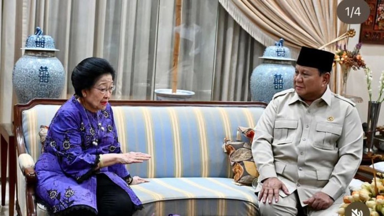 Presiden Prabowo Subianto bertakziah ke kediaman Presiden ke-5 RI Megawati Soekarnoputri, Senin malam, 28 September 2026. (Foto: Istimewa)