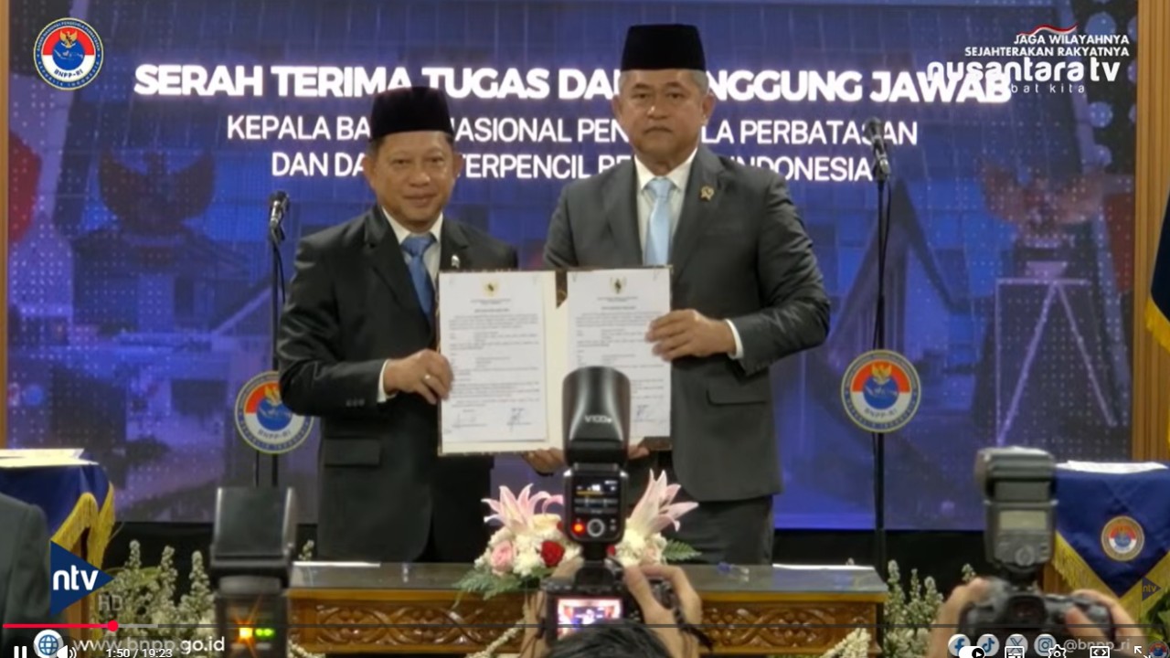 Mendagri Tito Karnavian resmi menyerahkan jabatan Kepala Badan Nasional Pengelola Perbatasan dan Daerah Terpencil Republik Indonesia kepada Wakil Panglima TNI Jenderal Maruli Simanjuntak