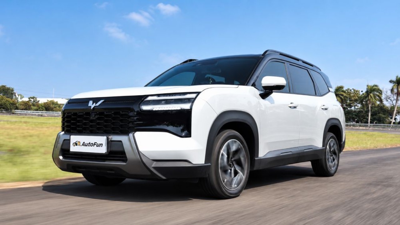 Wuling Eksion PHEV meraih predikat "Modern Family Adventurer" di ajang Family Car Recommendation 2026. (Foto: Dok/Istimewa/Wuling Motors)
